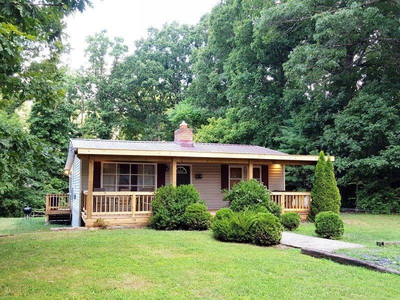 River Mist House Hotel Luray Exterior photo